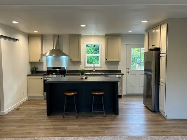 $330,000 | 301 South 3rd Street West, Chewelah, WA 99109