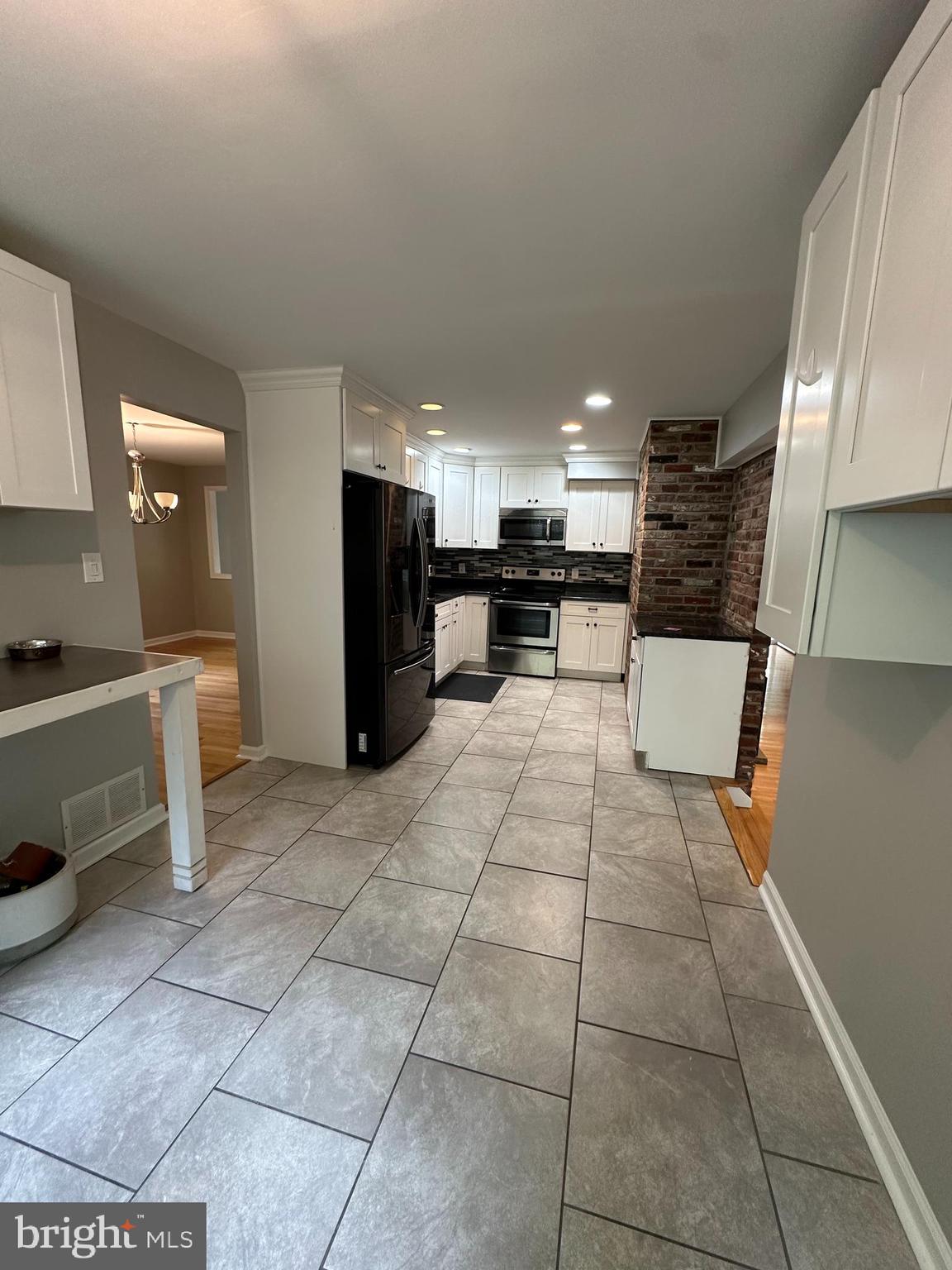 565 McKendimen Road Medford, NJ 08055 - Photo 11 of 42 Gallery Image 11
