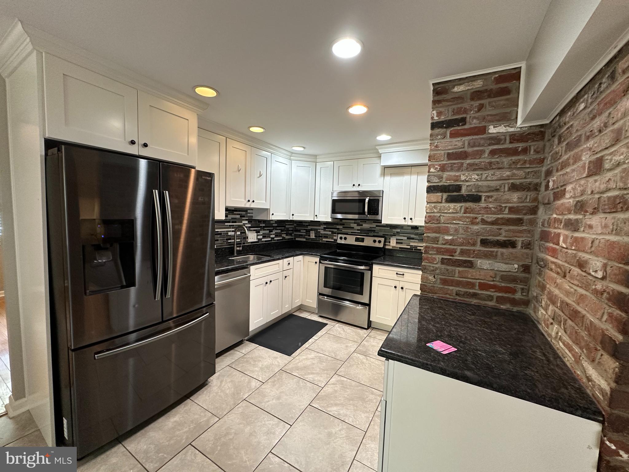 565 McKendimen Road Medford, NJ 08055 - Photo 12 of 42 Gallery Image 12