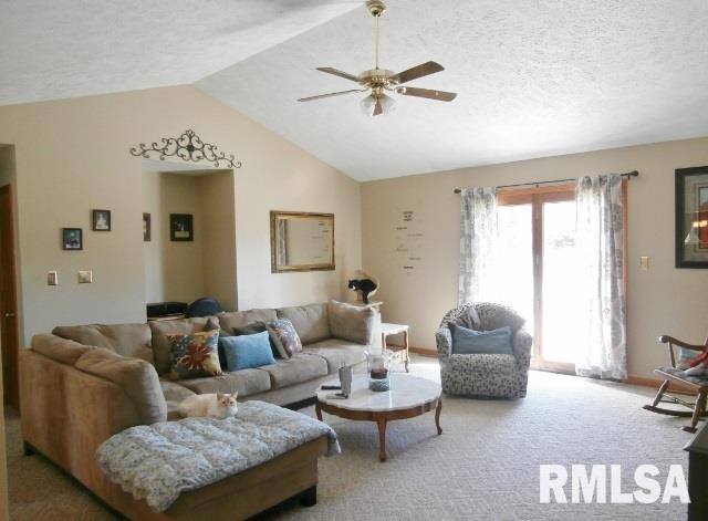 104 Deer Trail Road Pekin, IL 61554 - Photo 4 of 20