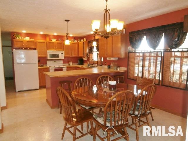 104 Deer Trail Road Pekin, IL 61554 - Photo 6 of 20