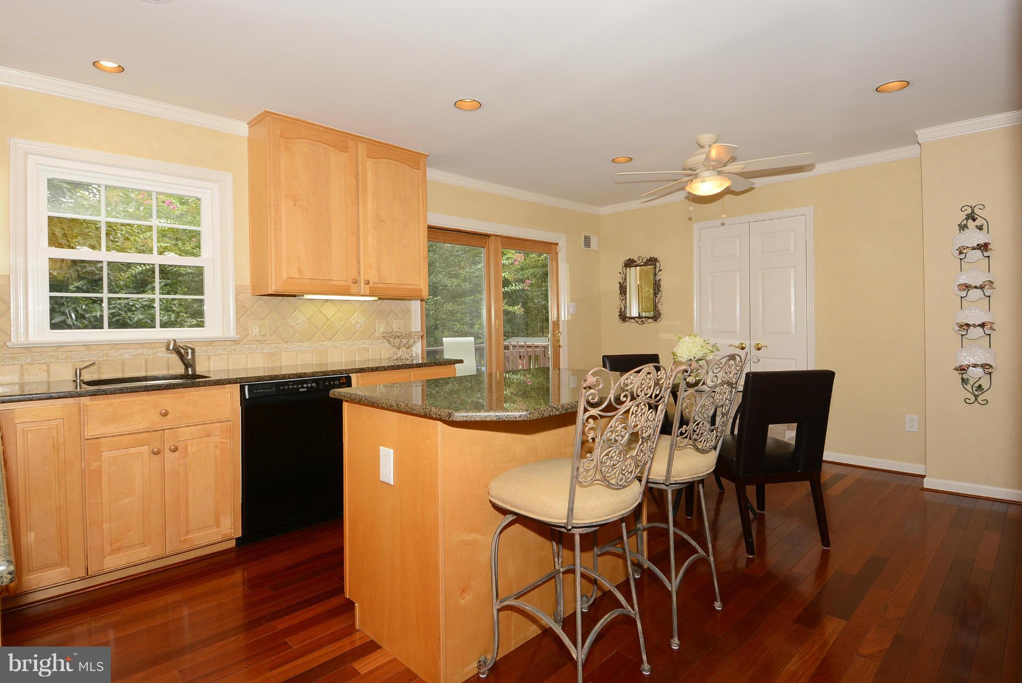 3118 Hunt Road Oakton, VA 22124 - Photo 10 of 30 Maple Kitchen w Granite Countertops..Opens to Deck