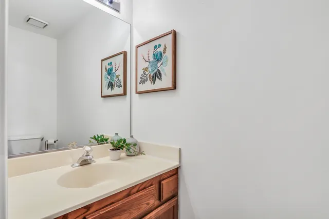 $475,000 | 269 Braxton Way, Grayslake, IL 60030