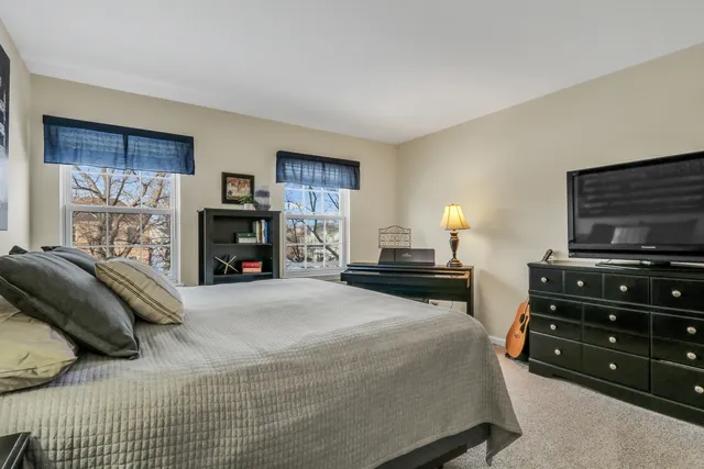 $475,000 | 269 Braxton Way, Grayslake, IL 60030