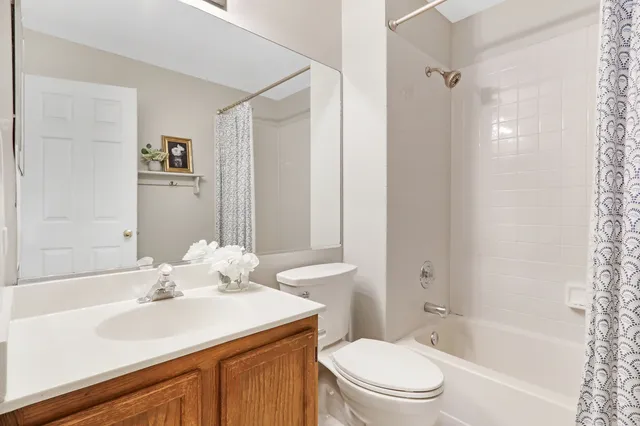 $475,000 | 269 Braxton Way, Grayslake, IL 60030