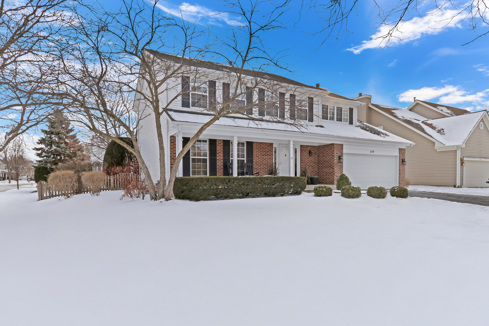 269 Braxton Way Grayslake, IL 60030 - Photo 28 of 38 a front view of a house with a yard