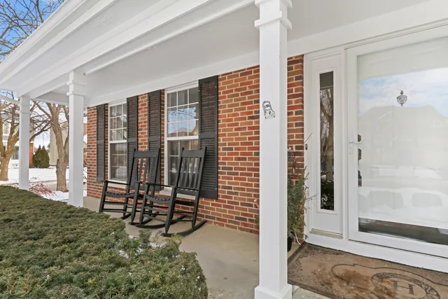 $475,000 | 269 Braxton Way, Grayslake, IL 60030