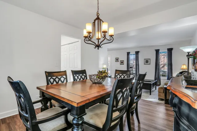 $475,000 | 269 Braxton Way, Grayslake, IL 60030