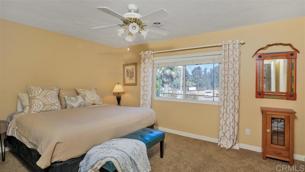 1127 Pepper Tree Lane Fallbrook, CA 92028 - Photo 12 of 22