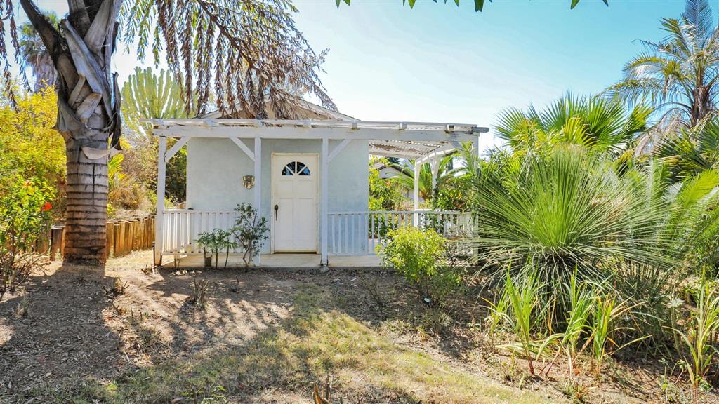 1127 Pepper Tree Lane Fallbrook, CA 92028 - Photo 20 of 22