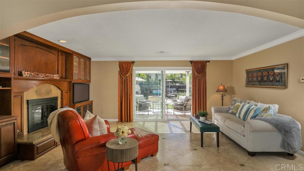 1127 Pepper Tree Lane Fallbrook, CA 92028 - Photo 5 of 22
