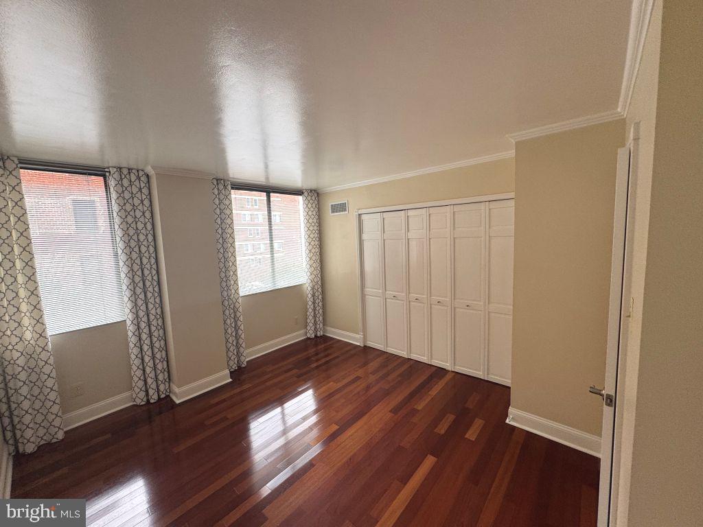 1245 13th Street Northwest, Unit 313 Washington, DC 20005 - Photo 11 of 33 BR pic with copious closets/Lots of Light!