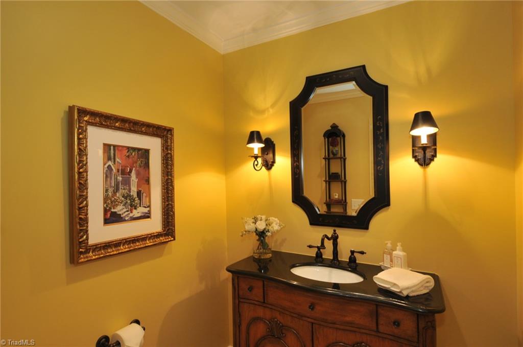 970 Arbor Road Winston-Salem, NC 27104 - Photo 12 of 28 Half bath