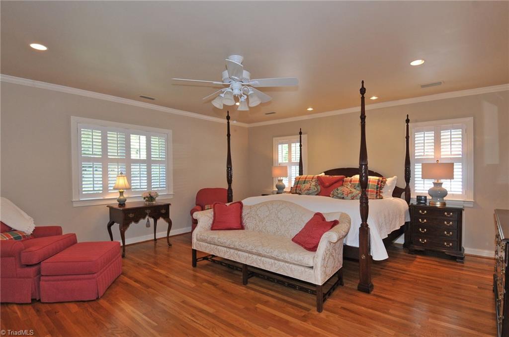 970 Arbor Road Winston-Salem, NC 27104 - Photo 13 of 28 Master bedroom