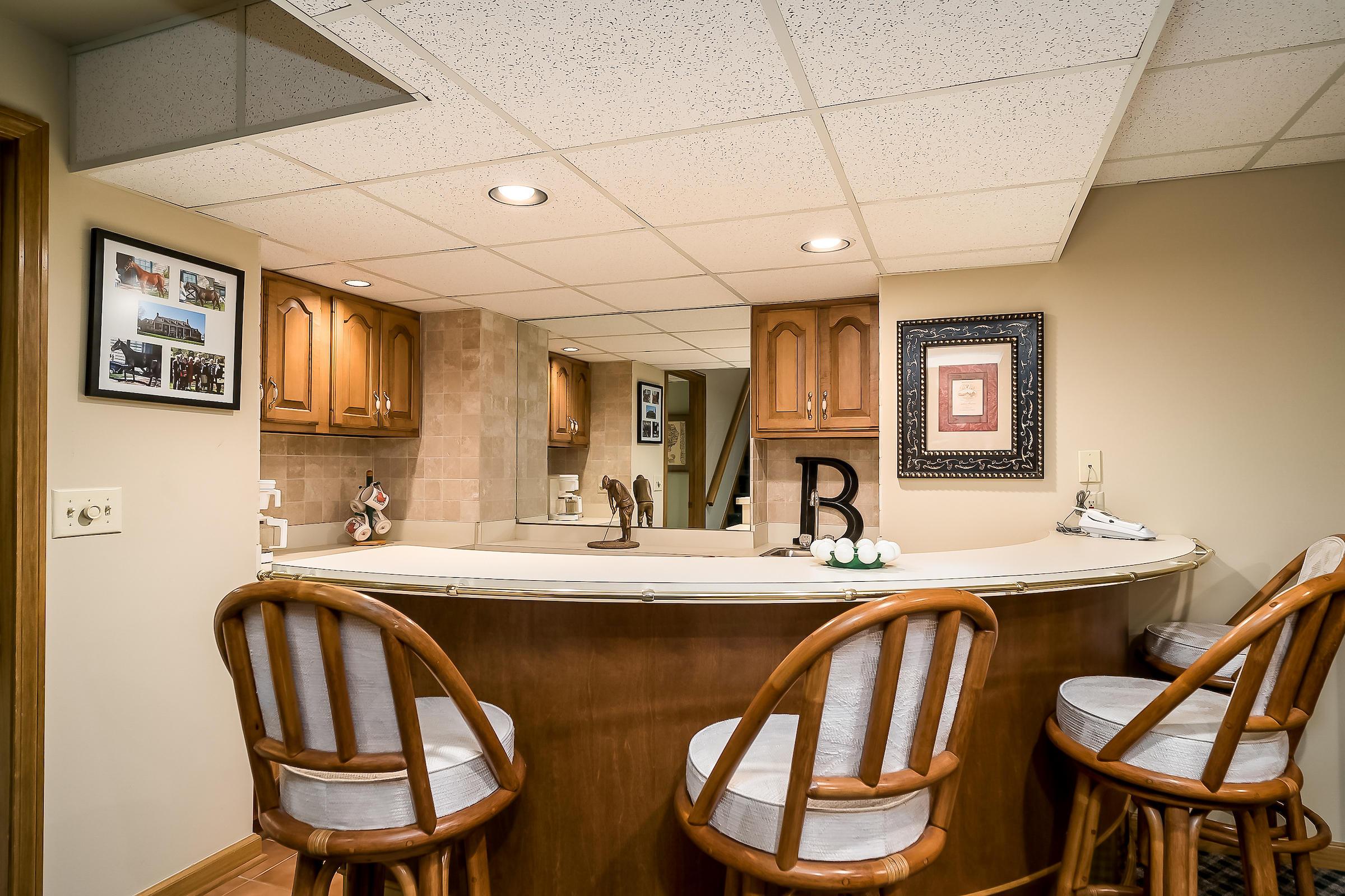 2757 Wickliffe Road Columbus, OH 43221 - Photo 27 of 35