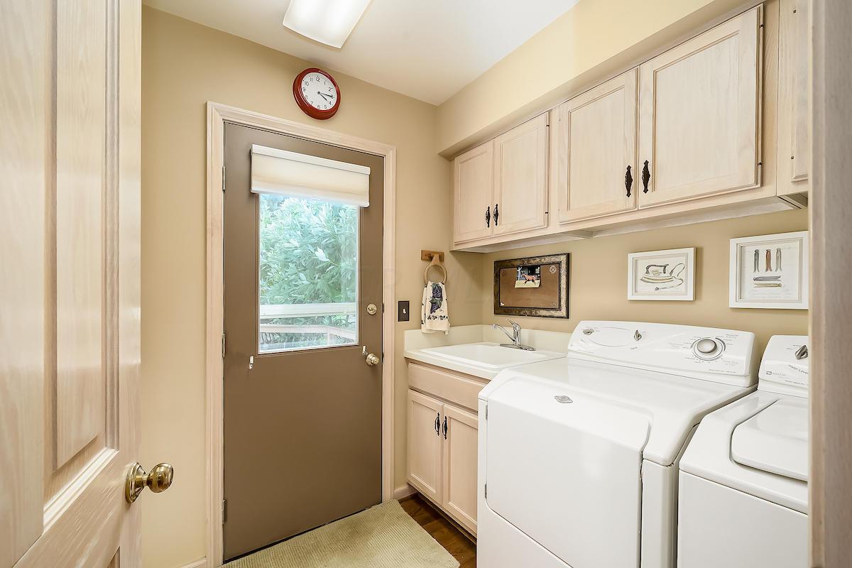 2757 Wickliffe Road Columbus, OH 43221 - Photo 7 of 35