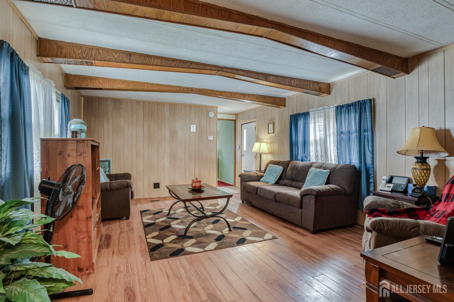 4 Byron Road North Brunswick, NJ 08902 - Photo 11 of 31