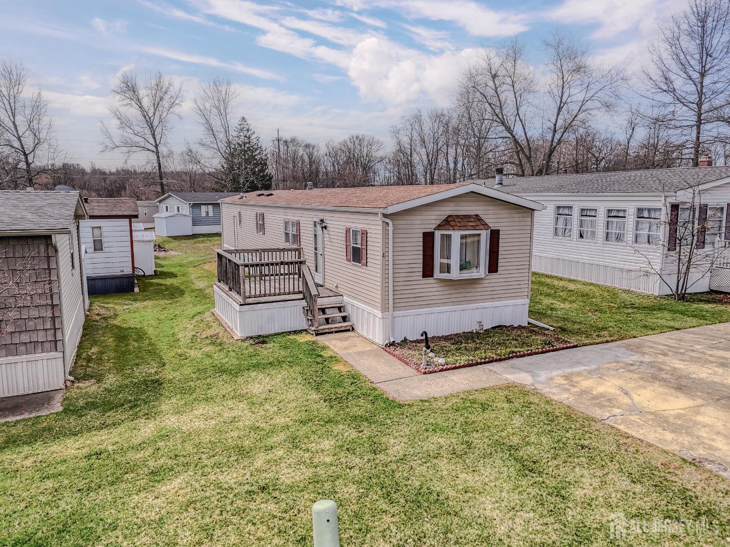 4 Byron Road North Brunswick, NJ 08902 - Photo 2 of 31