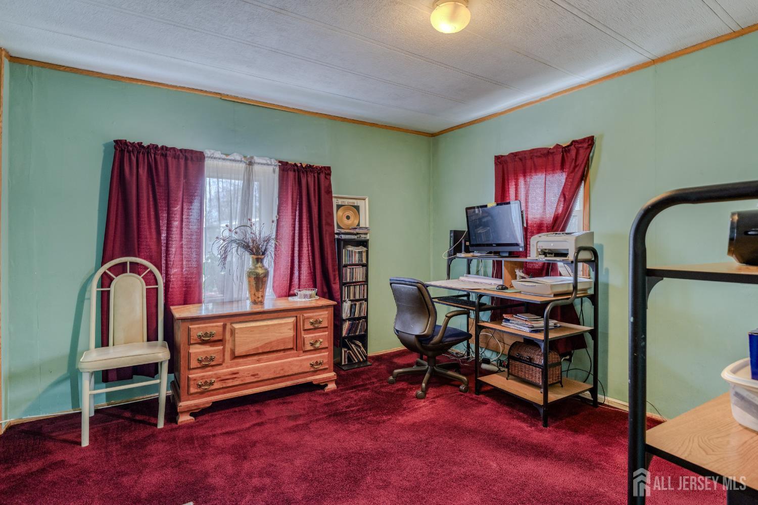 4 Byron Road North Brunswick, NJ 08902 - Photo 22 of 31