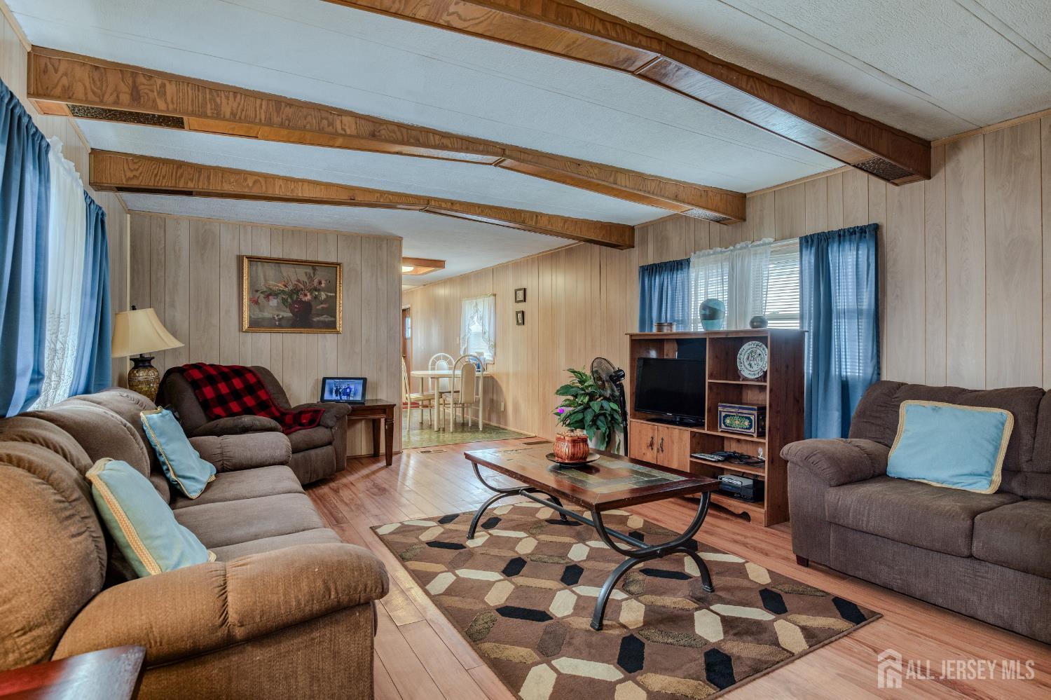 4 Byron Road North Brunswick, NJ 08902 - Photo 8 of 31