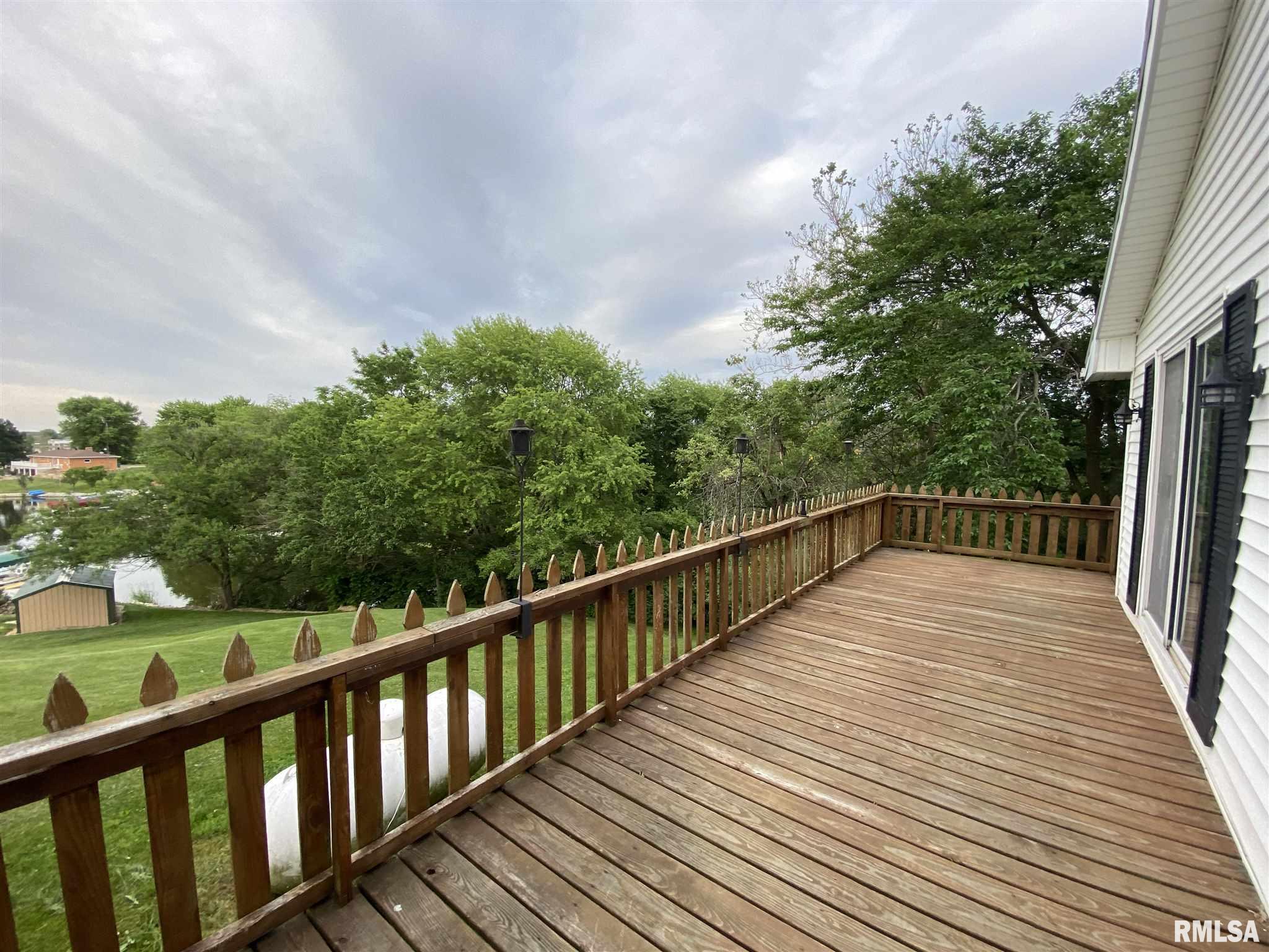 45 Bricker Circle Avon, IL 61415 - Photo 14 of 50