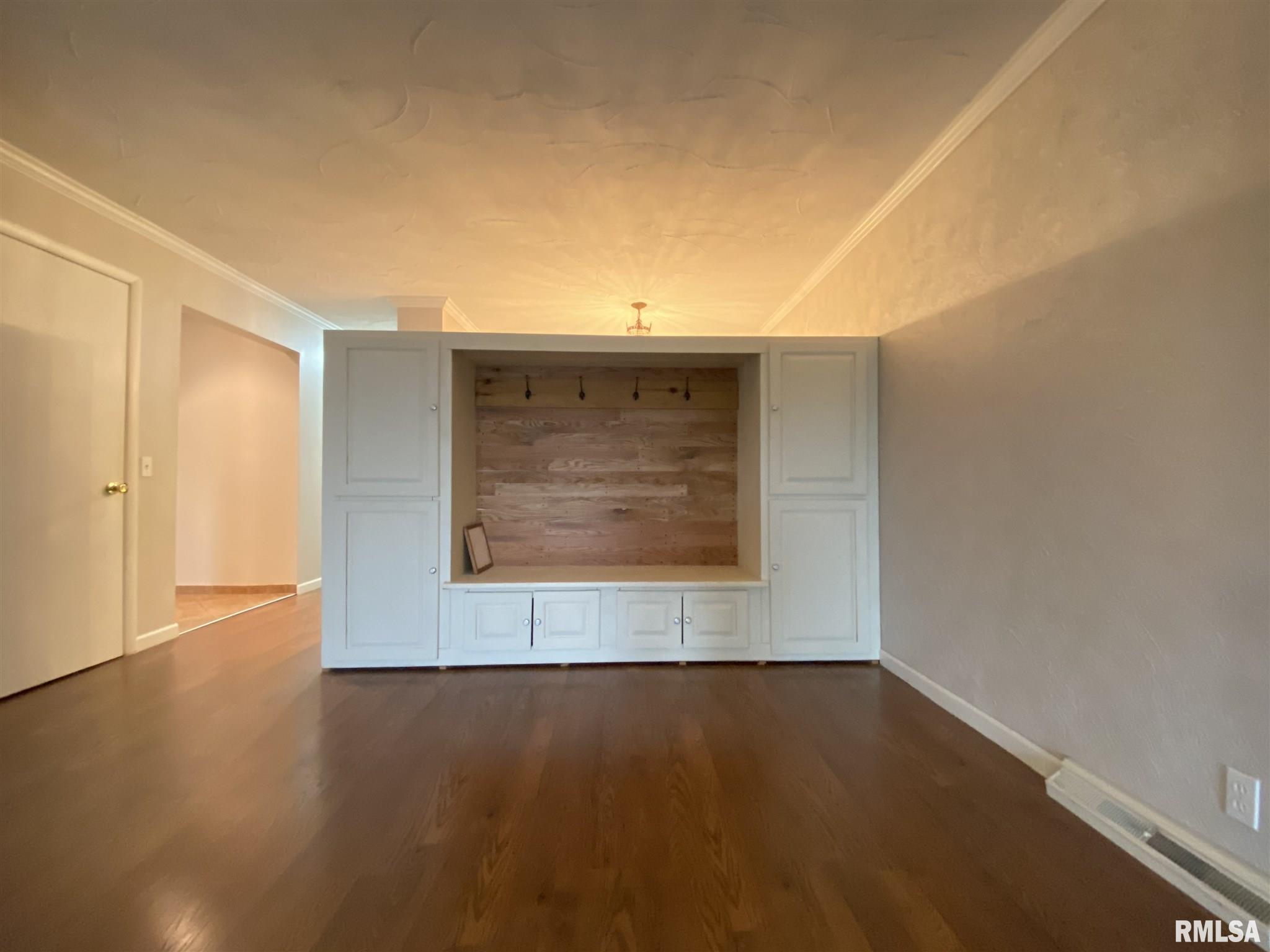 45 Bricker Circle Avon, IL 61415 - Photo 19 of 50