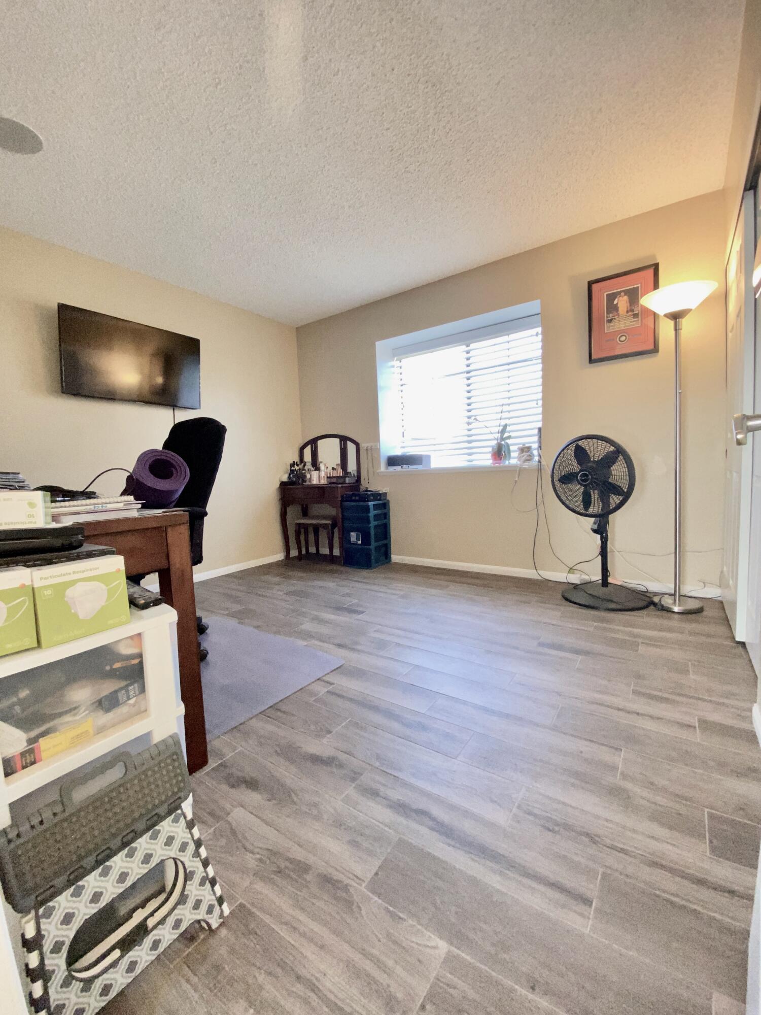 38143 Raintree Lane Palmdale, CA 93552 - Photo 10 of 14 IMG_0435