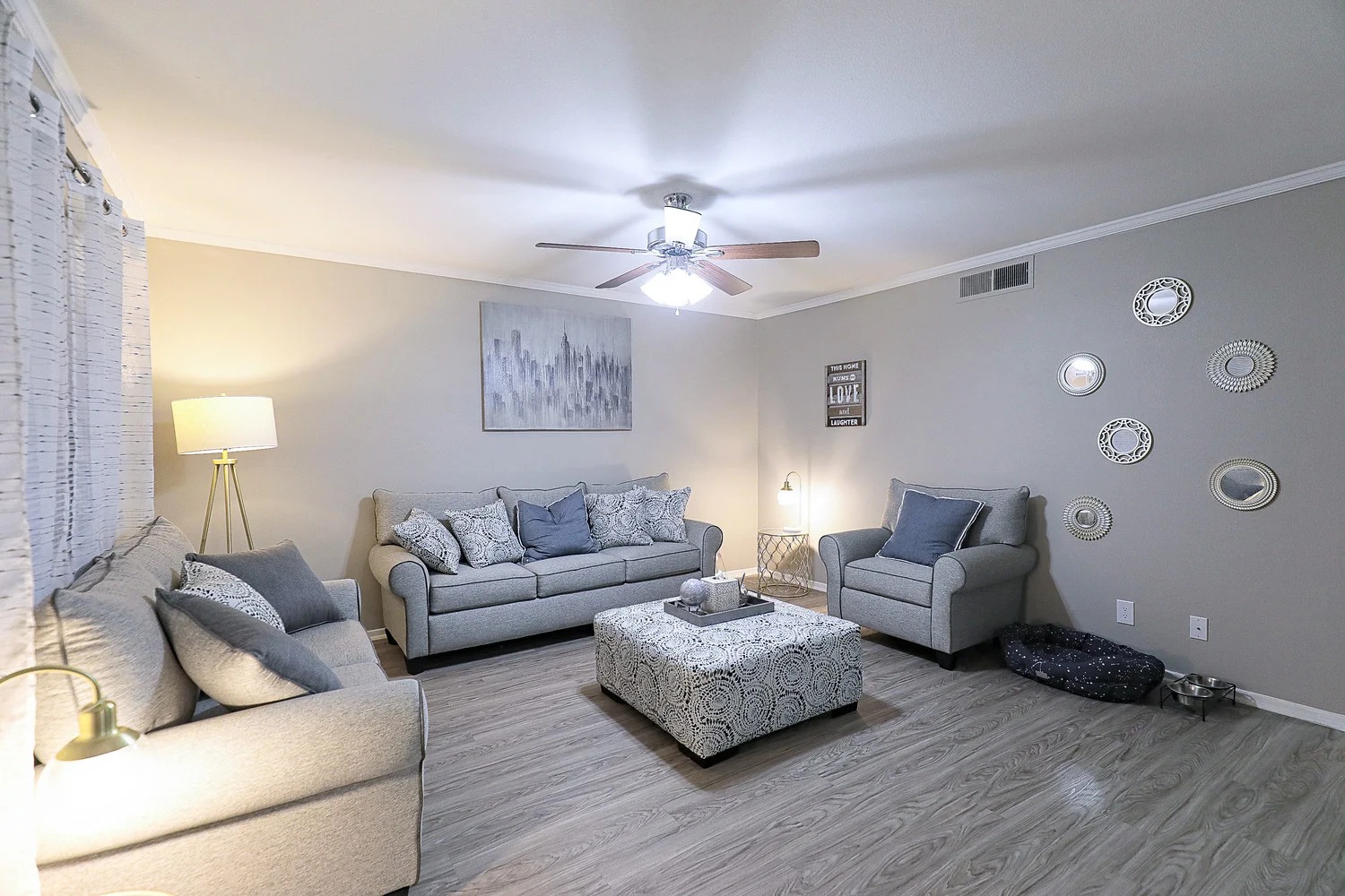 8100 North Mopac Expressway, Unit 9145 Austin, TX 78759 - Photo 12 of 28 a living room with furniture and a wooden floor