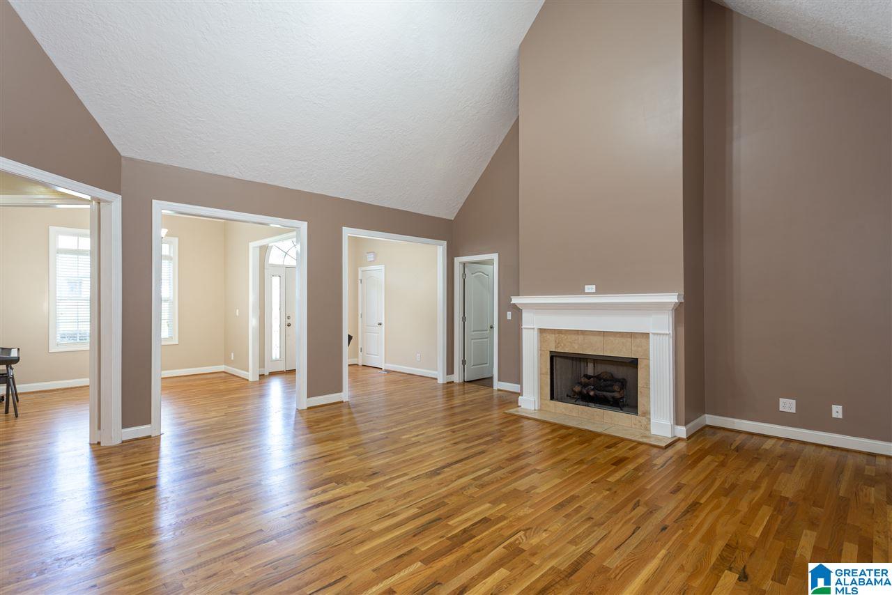 111 Timberview Lane Anniston, AL 36207 - Photo 4 of 40