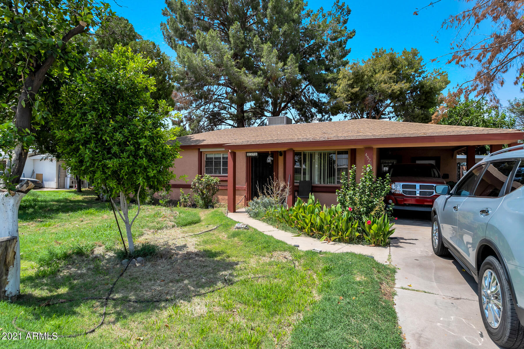 4526 West Osborn Road Phoenix, AZ 85031 - Photo 3 of 14 QPT Photo - _MG_3433