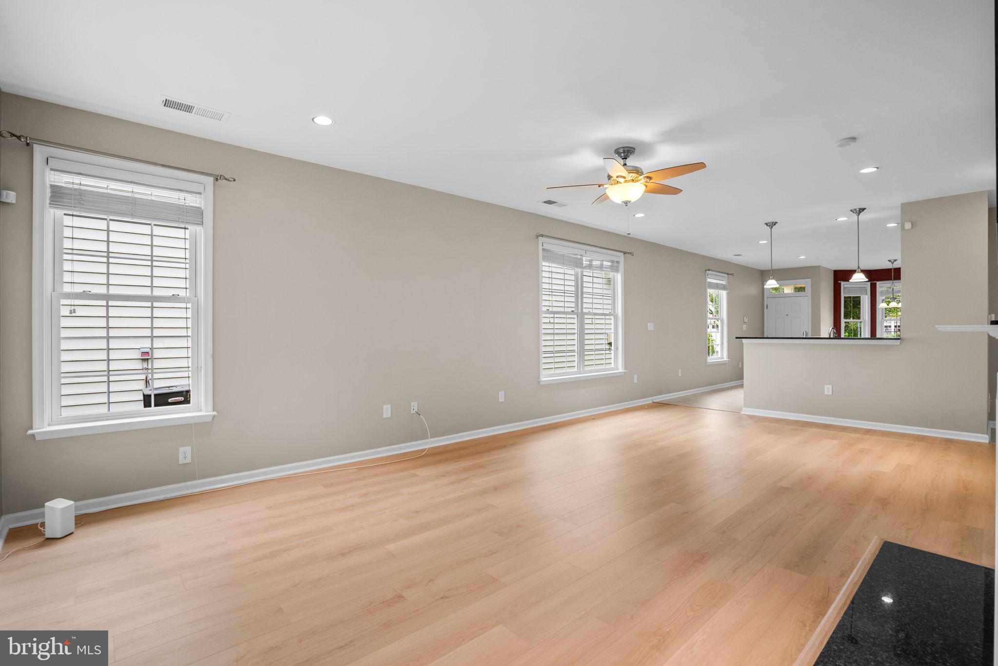 44357 Sunset Maple Drive Ashburn, VA 20147 - Photo 14 of 46 Gallery Image 14