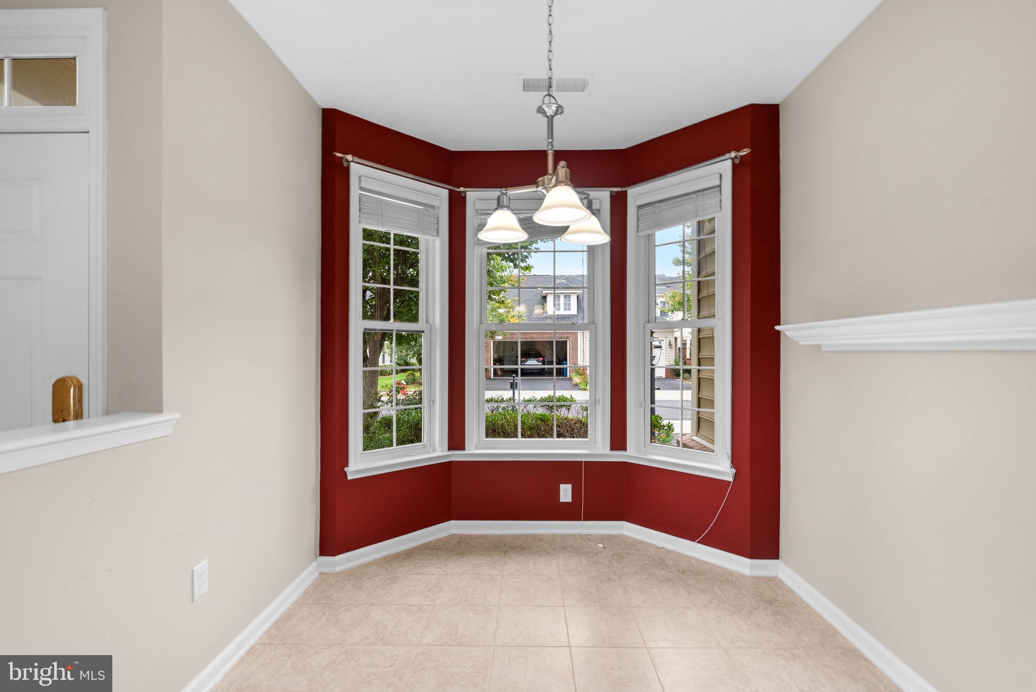 44357 Sunset Maple Drive Ashburn, VA 20147 - Photo 4 of 46 Gallery Image 4