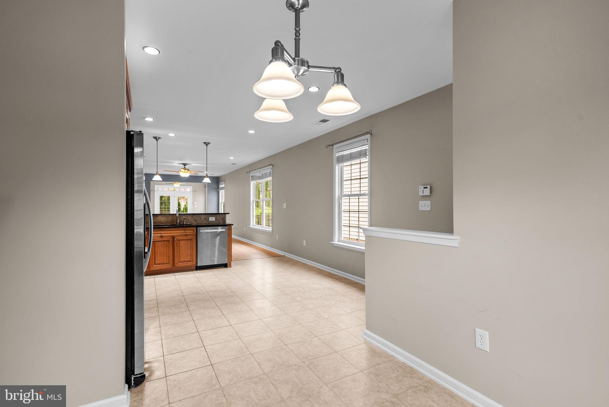 44357 Sunset Maple Drive Ashburn, VA 20147 - Photo 5 of 46 Gallery Image 5