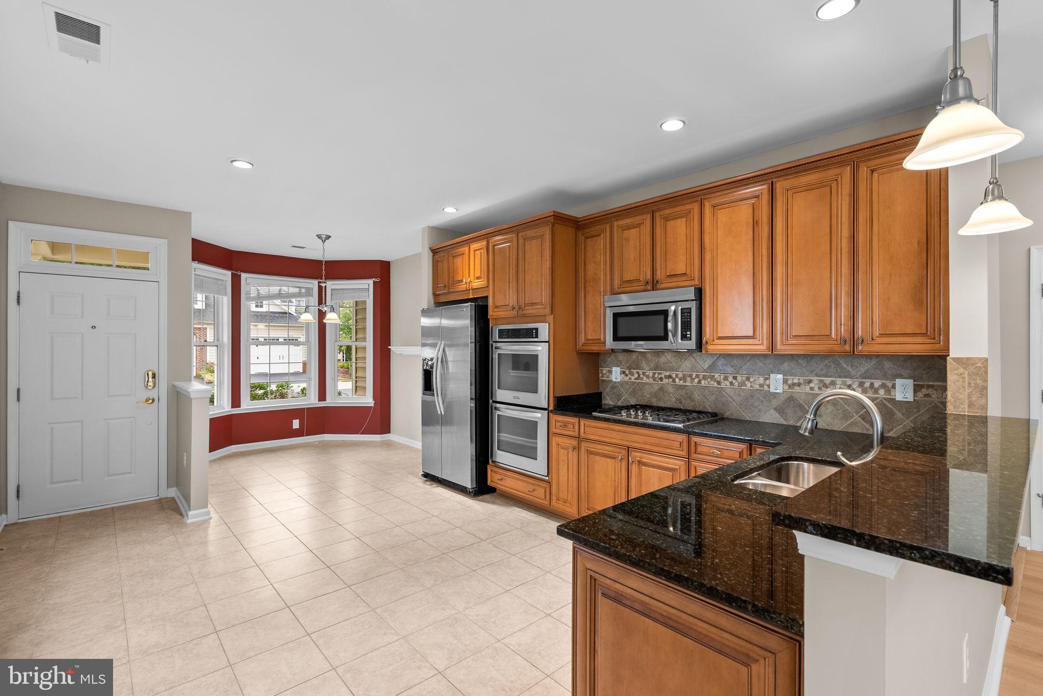 44357 Sunset Maple Drive Ashburn, VA 20147 - Photo 6 of 46 Gallery Image 6
