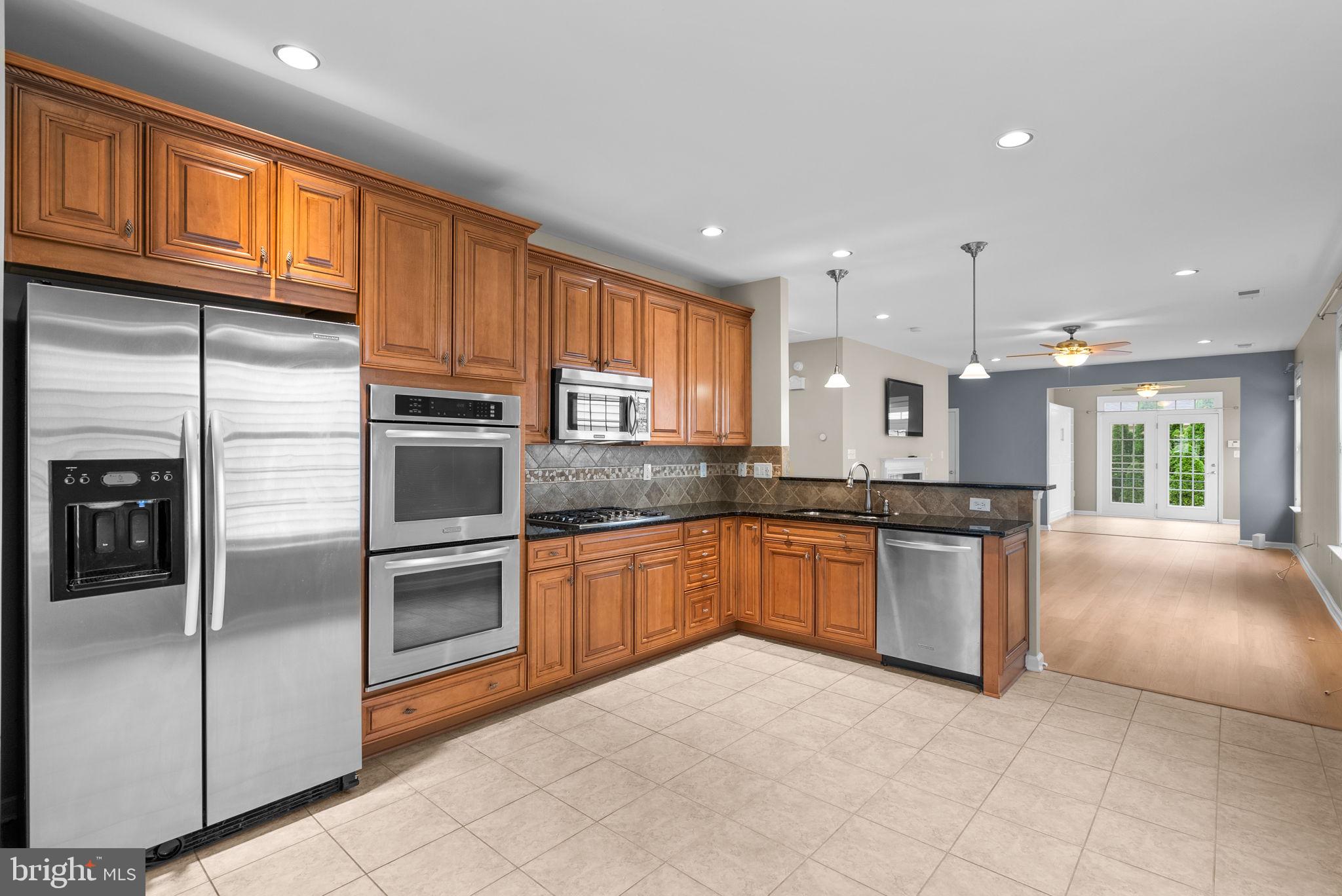 44357 Sunset Maple Drive Ashburn, VA 20147 - Photo 8 of 46 Gallery Image 8