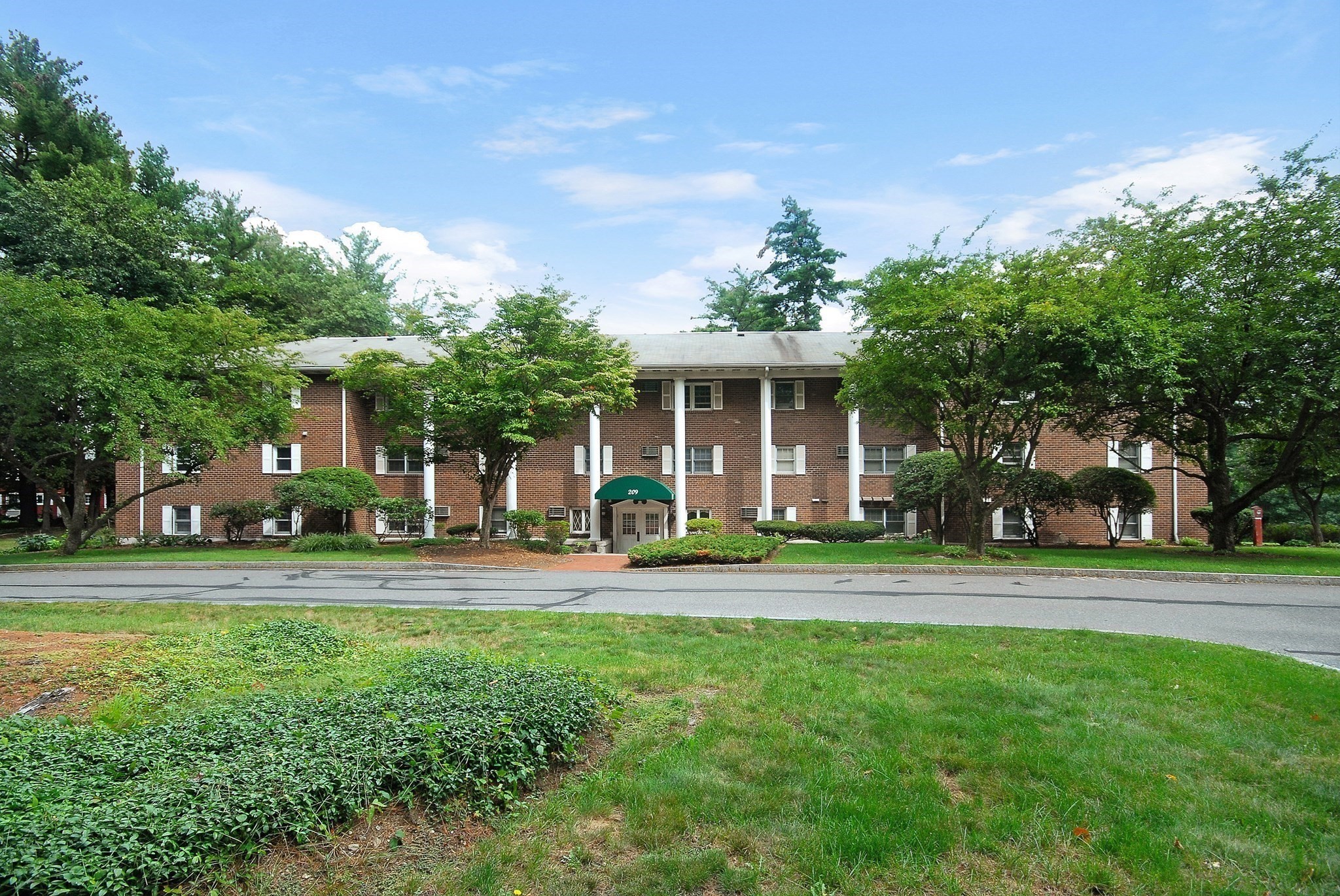 209 Great Road, Unit C1 Acton, MA 01720 - Photo 14 of 17 Gallery Image 14