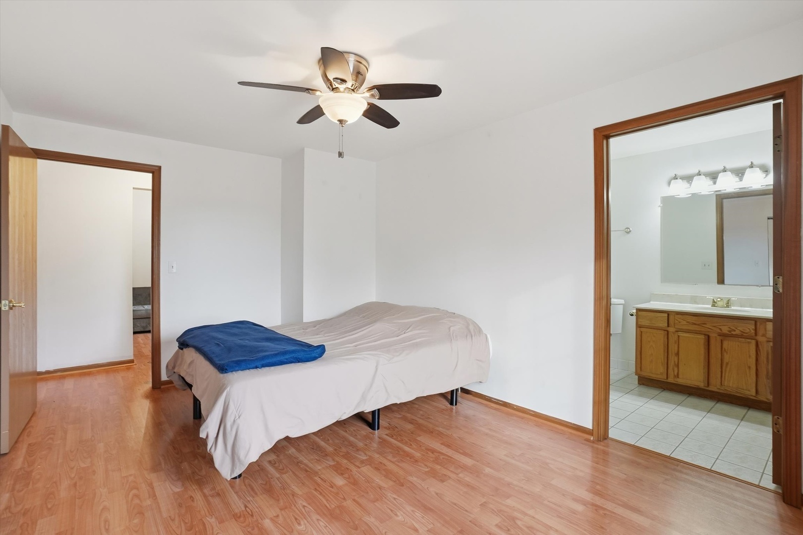 4223 West 76th Street, Unit 204 Chicago, IL 60652 - Photo 6 of 19