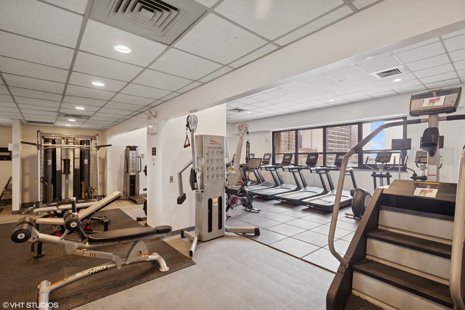 1030 North State Street, Unit 51J Chicago, IL 60610 - Photo 18 of 19