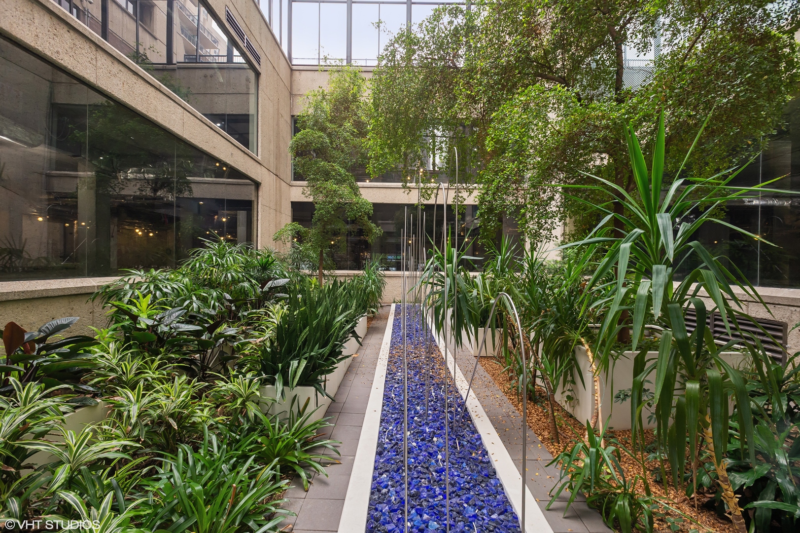 1030 North State Street, Unit 51J Chicago, IL 60610 - Photo 3 of 19