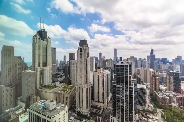$255,000 | 1030 North State Street, Unit 51J, Chicago, IL 60610