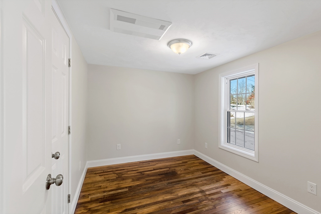 11 Wompanoag Road Sagamore Beach, MA 02562 - Photo 15 of 21