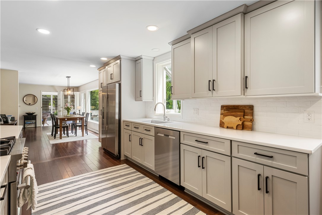 658 Oakridge Drive Irondequoit, NY 14617 - Photo 16 of 49