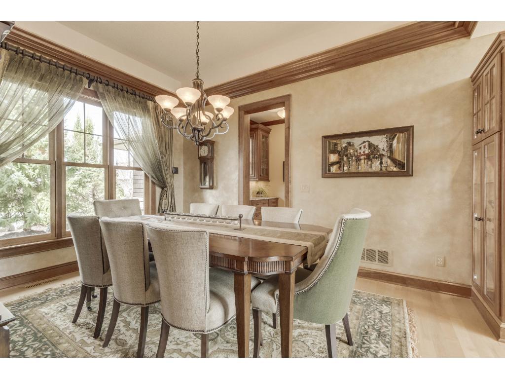 9917 Trails End Road Chanhassen, MN 55317 - Photo 8 of 24 Gallery Image 8