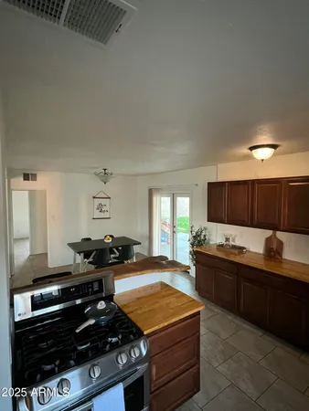 $2,100 | 1934 East Mitchell Drive, Phoenix, AZ 85016