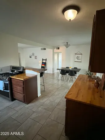 $2,100 | 1934 East Mitchell Drive, Phoenix, AZ 85016