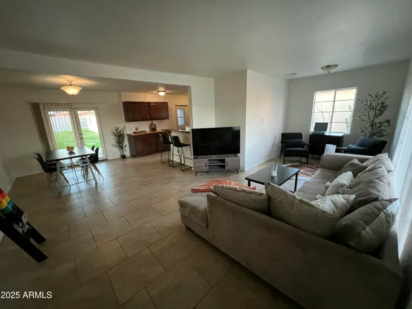 $2,100 | 1934 East Mitchell Drive, Phoenix, AZ 85016