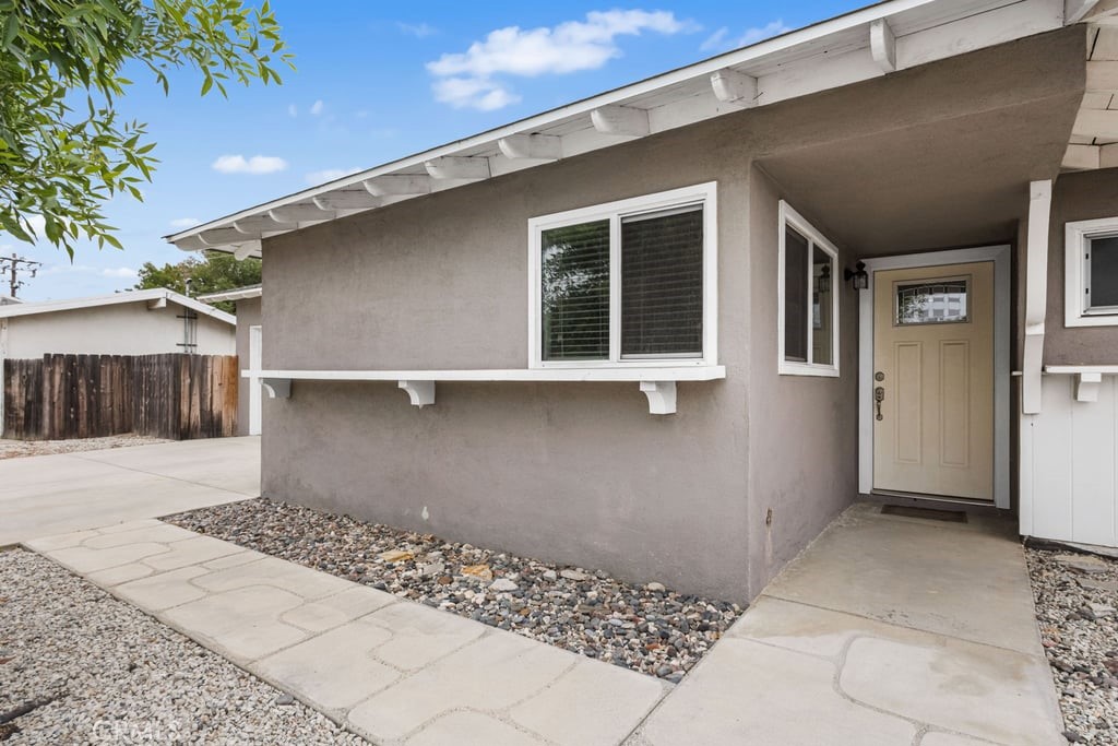 3554 Royal Simi Valley, CA 93063 - Photo 20 of 56