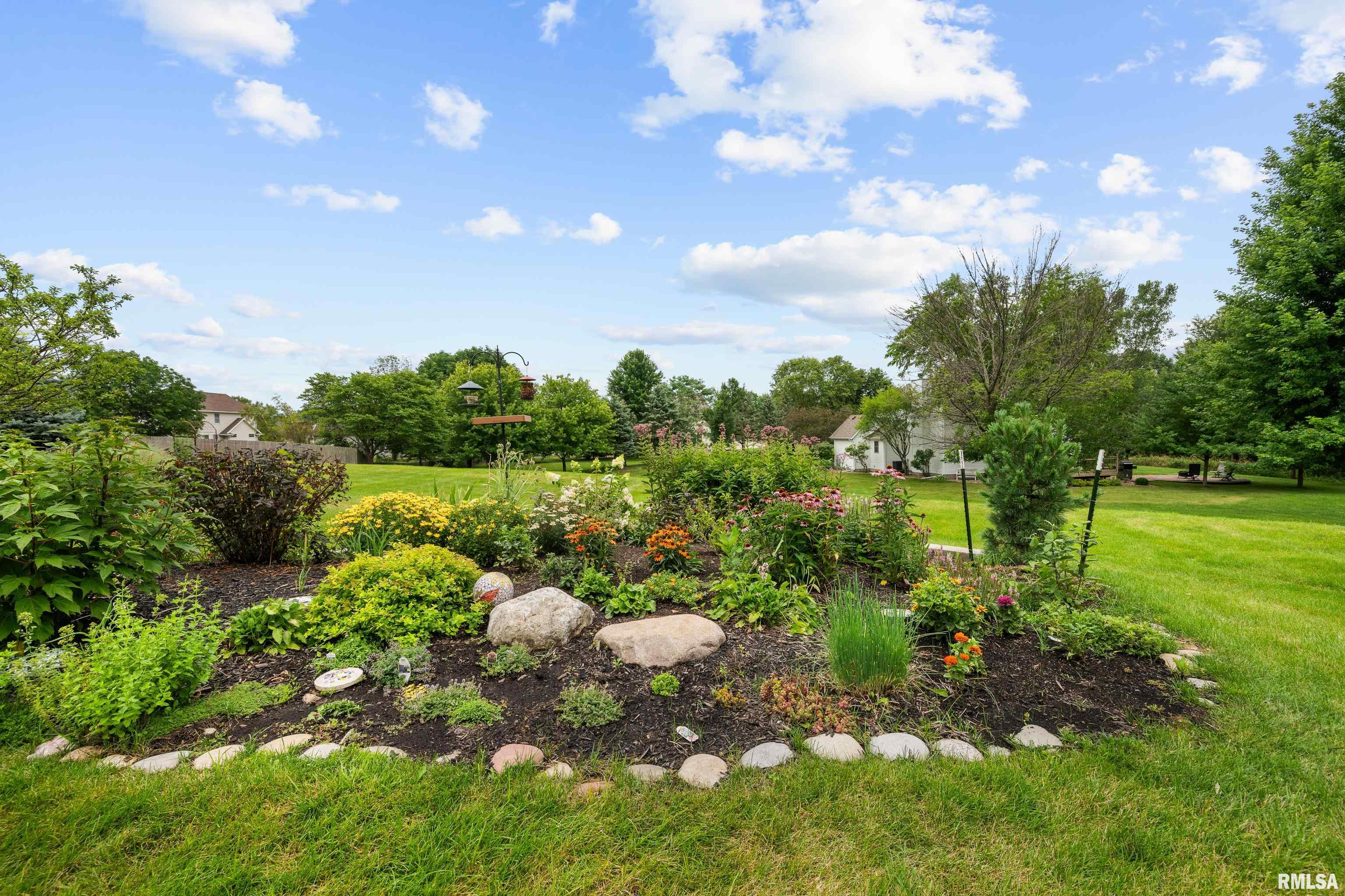 5075 Red Fox Road Bettendorf, IA 52722 - Photo 33 of 36