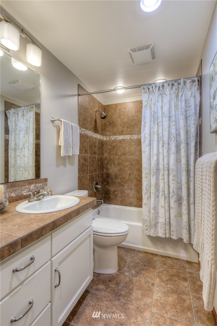 17830 25th Drive Southeast Bothell, WA 98012 - Photo 12 of 23