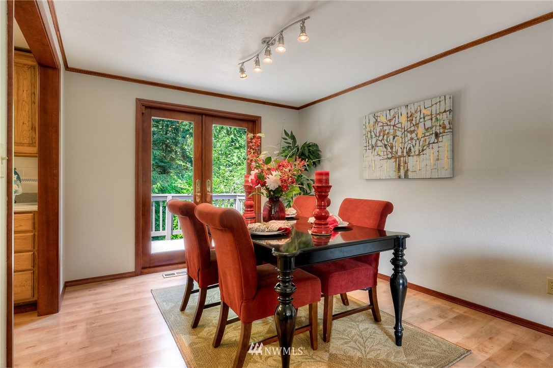 17830 25th Drive Southeast Bothell, WA 98012 - Photo 5 of 23
